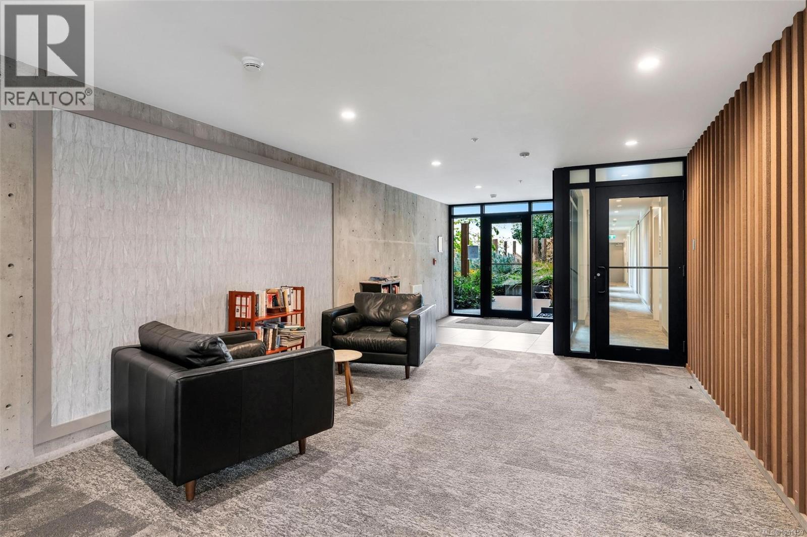 #409 2285 Bowker Ave - 22