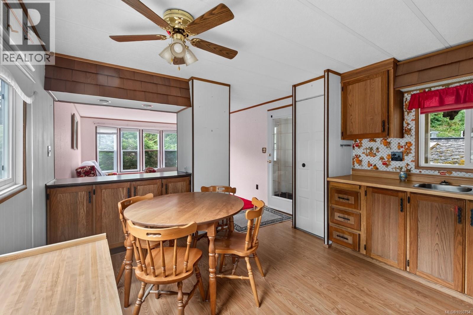 #26 2785 Wallbank Rd - 12