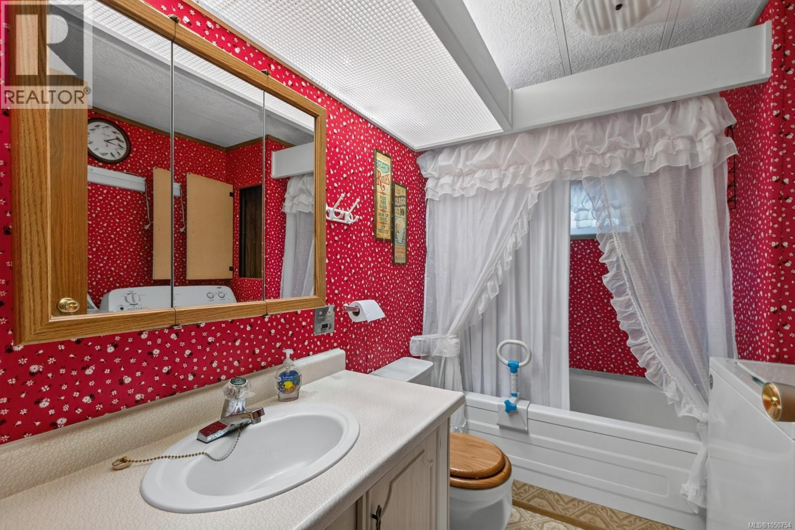 #26 2785 Wallbank Rd - 19