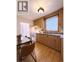 Bedroom - 184 East 35th Street, Hamilton, ON L8V3Y2 Photo 9