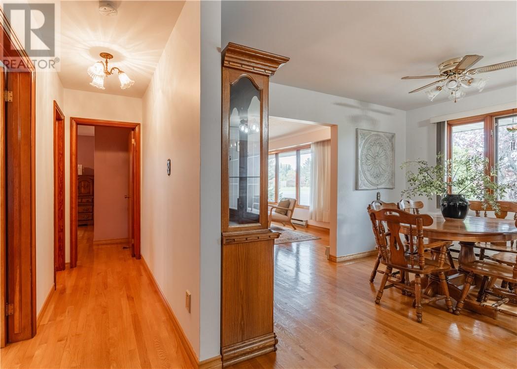 2979 Stanley Street - Image 10