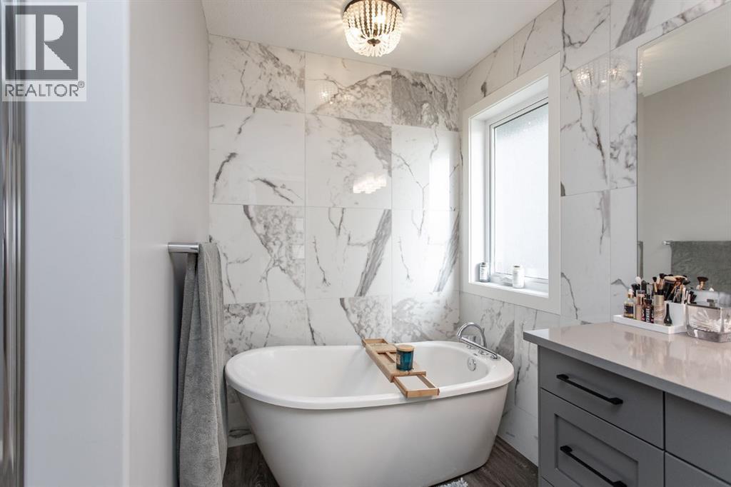 Listing photo – 70 Truant Crescent, Red Deer