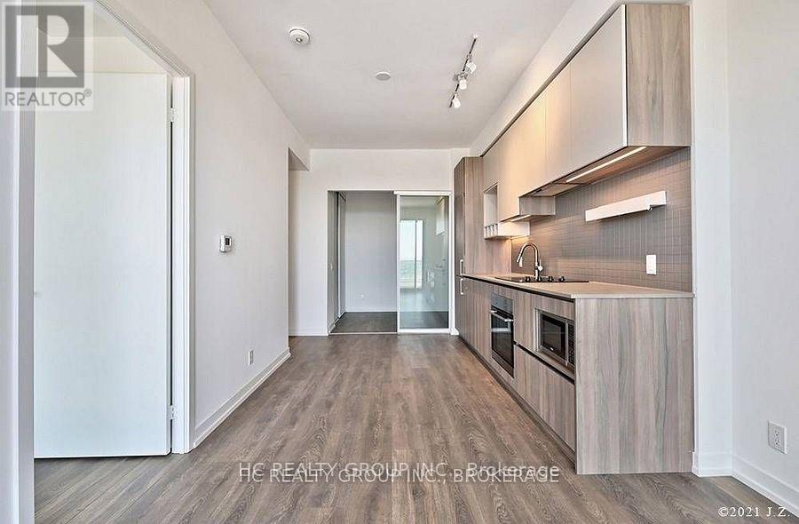 950 Portage Parkway — photo 10