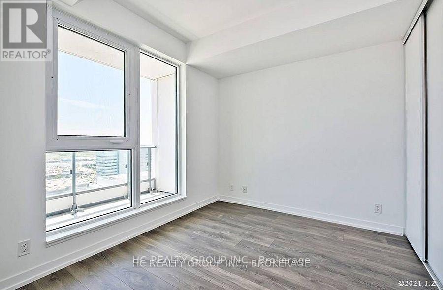 950 Portage Parkway — photo 15