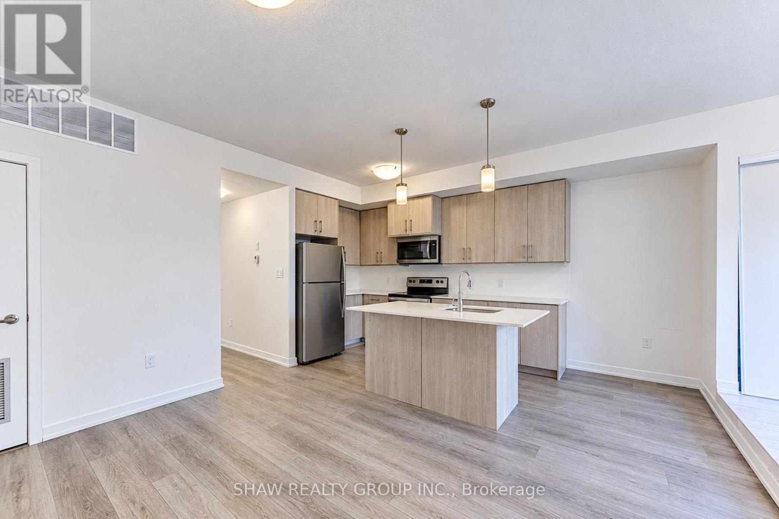 #D16 10 PALACE STREET - Image 21