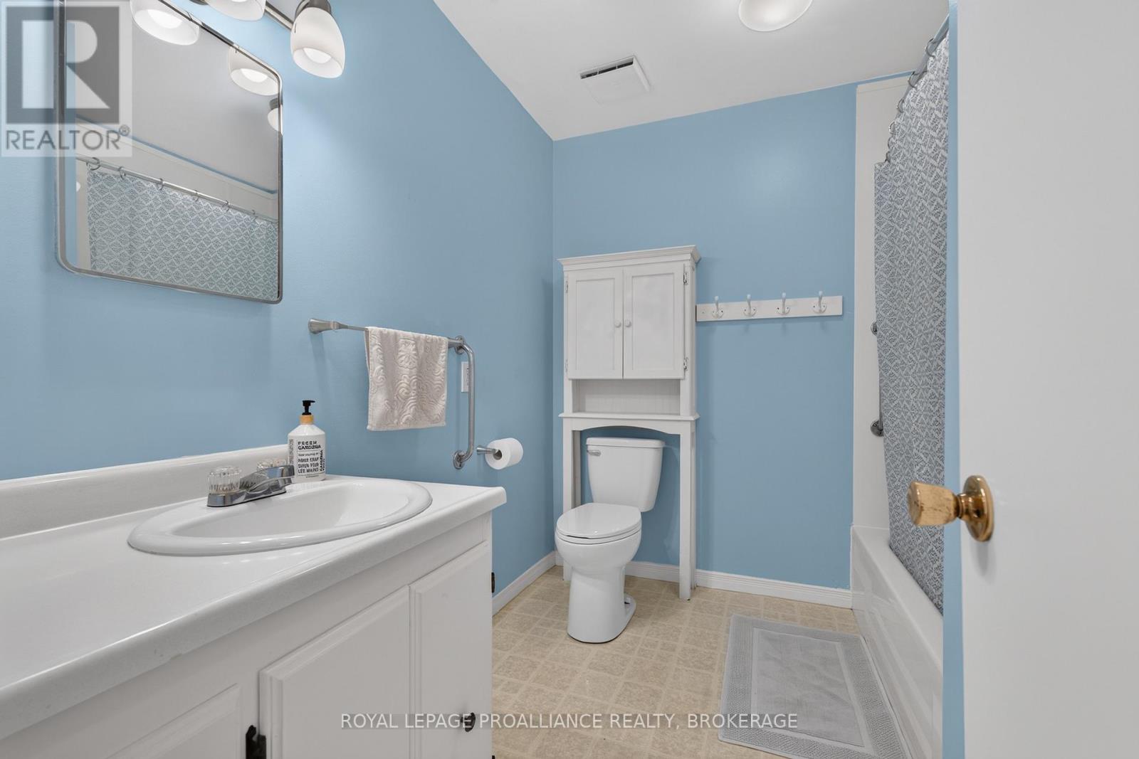 935 MCKNIGHT ROAD - Image 15