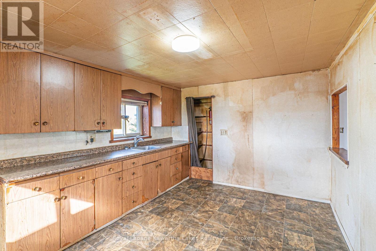 76 Long Beach Road, Kawartha Lakes, ON photo 12