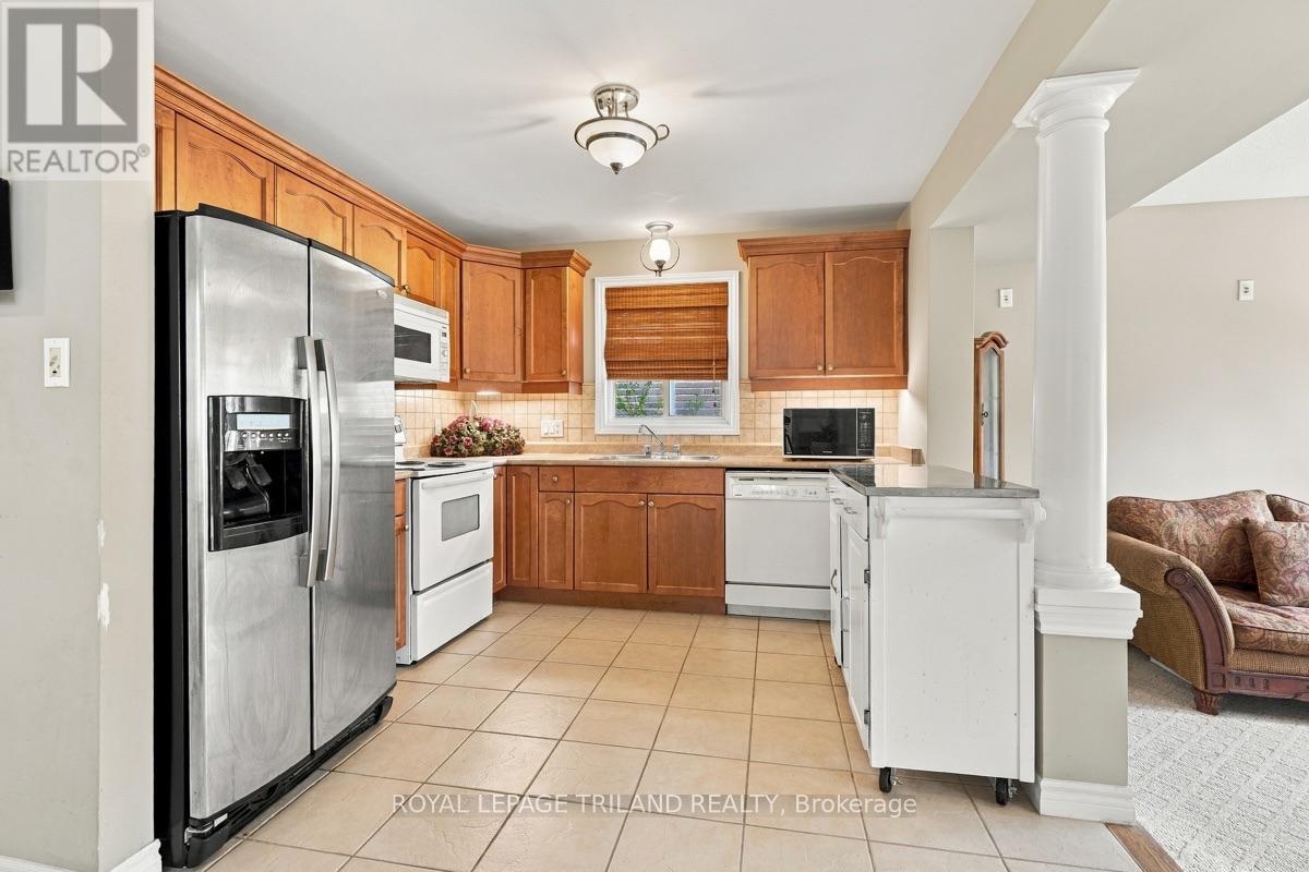 1426 MICKLEBOROUGH DRIVE - 11