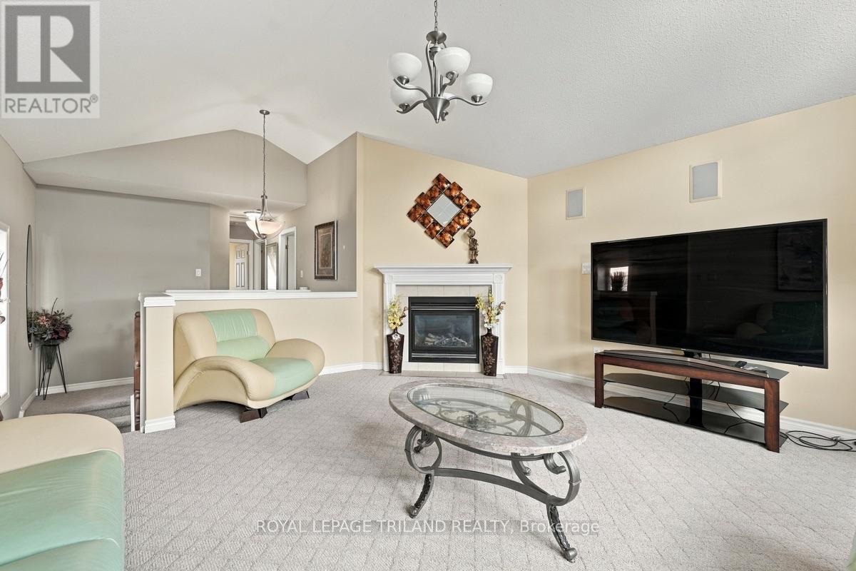 1426 MICKLEBOROUGH DRIVE - 17