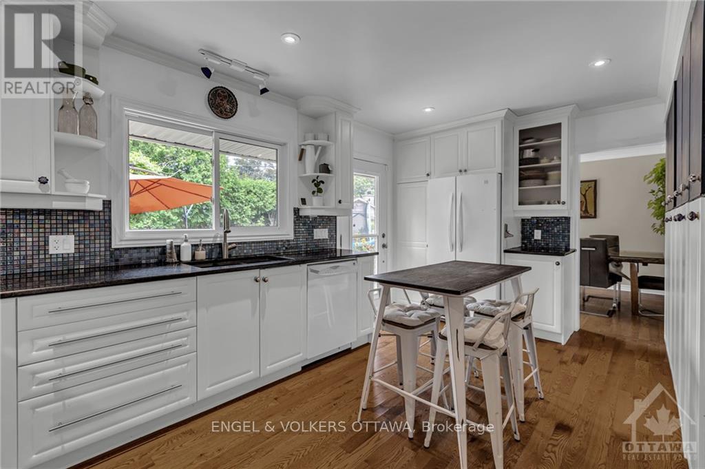 525 Braydon Avenue — photo 13