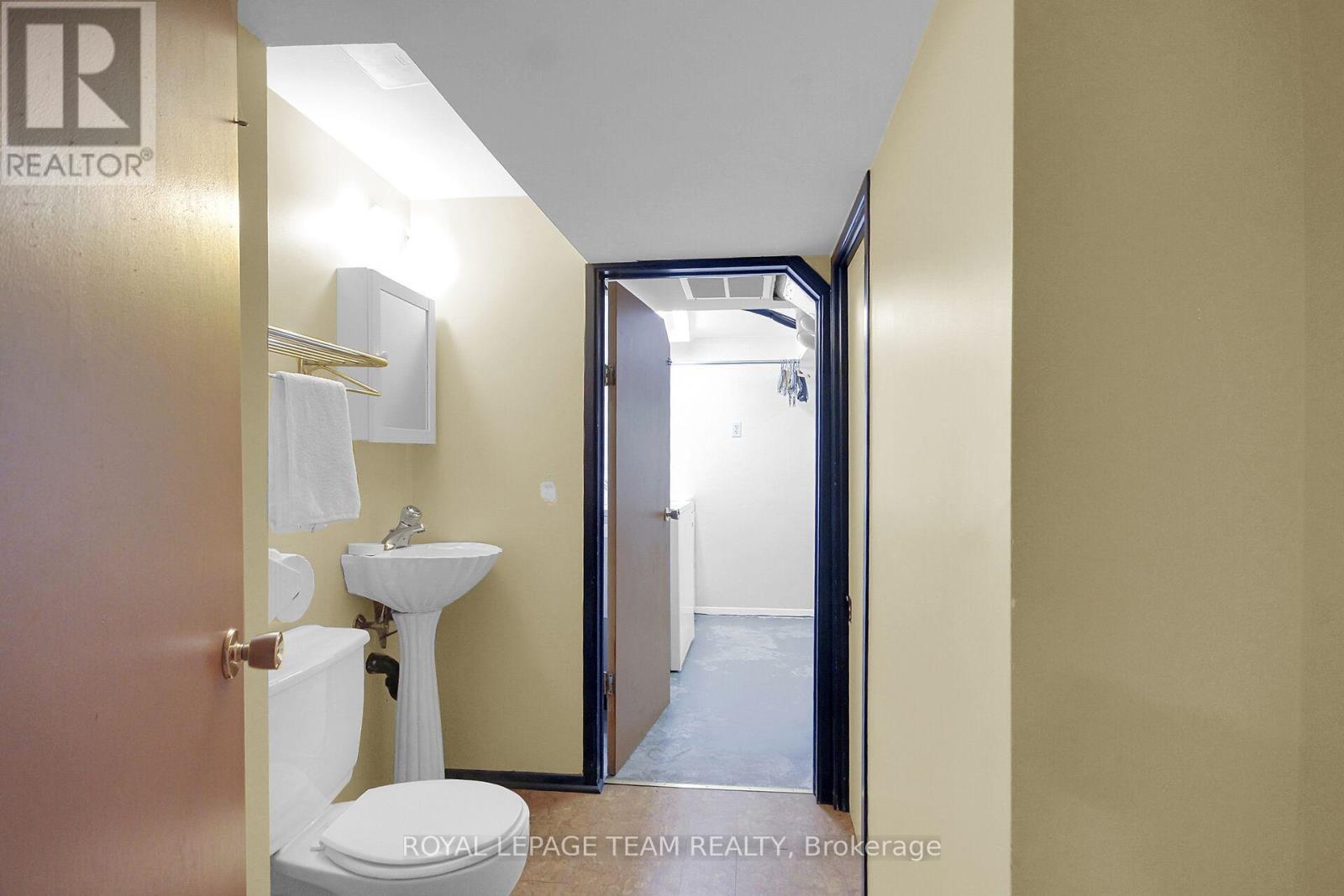 197 PRETORIA AVENUE - 33