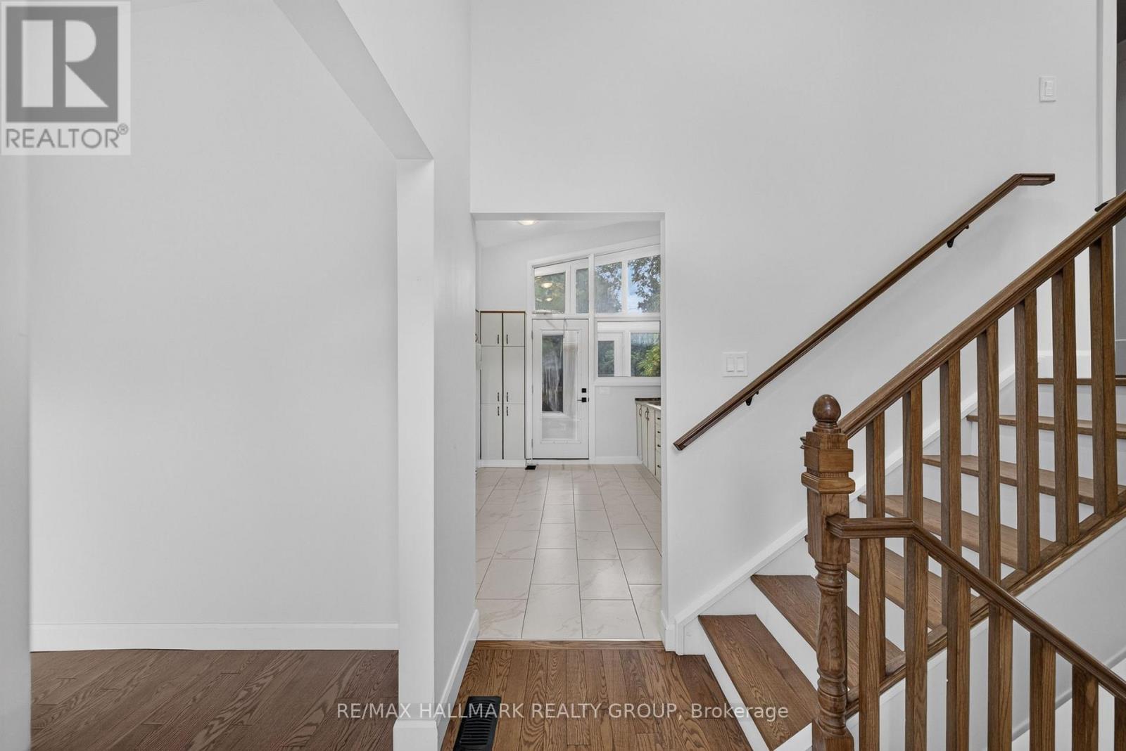 114 MEADOWLANDS DRIVE W - 15