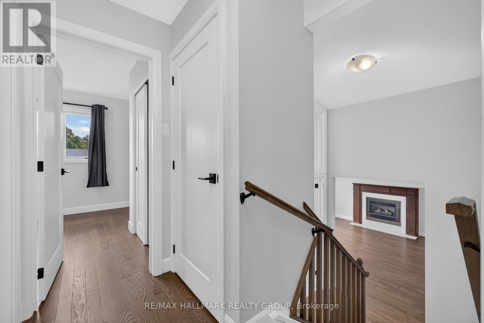 114 MEADOWLANDS DRIVE W - Image 25