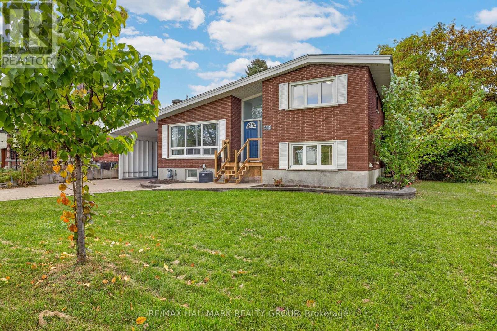 114 MEADOWLANDS DRIVE W - 3