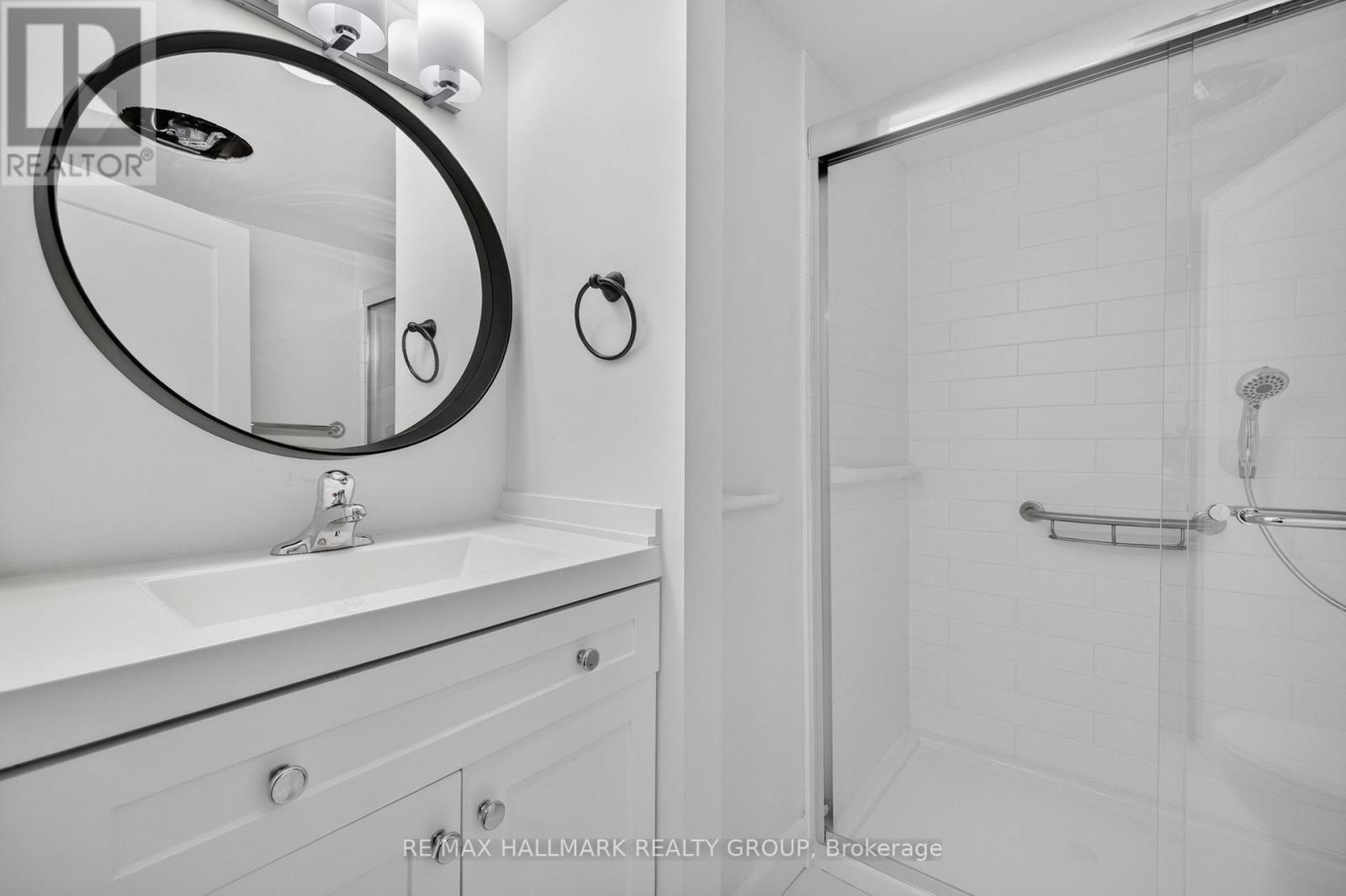 114 MEADOWLANDS DRIVE W - Image 40