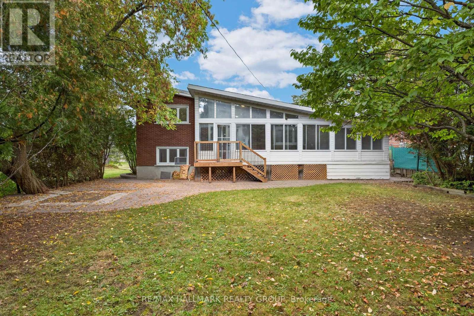 114 MEADOWLANDS DRIVE W - Image 47