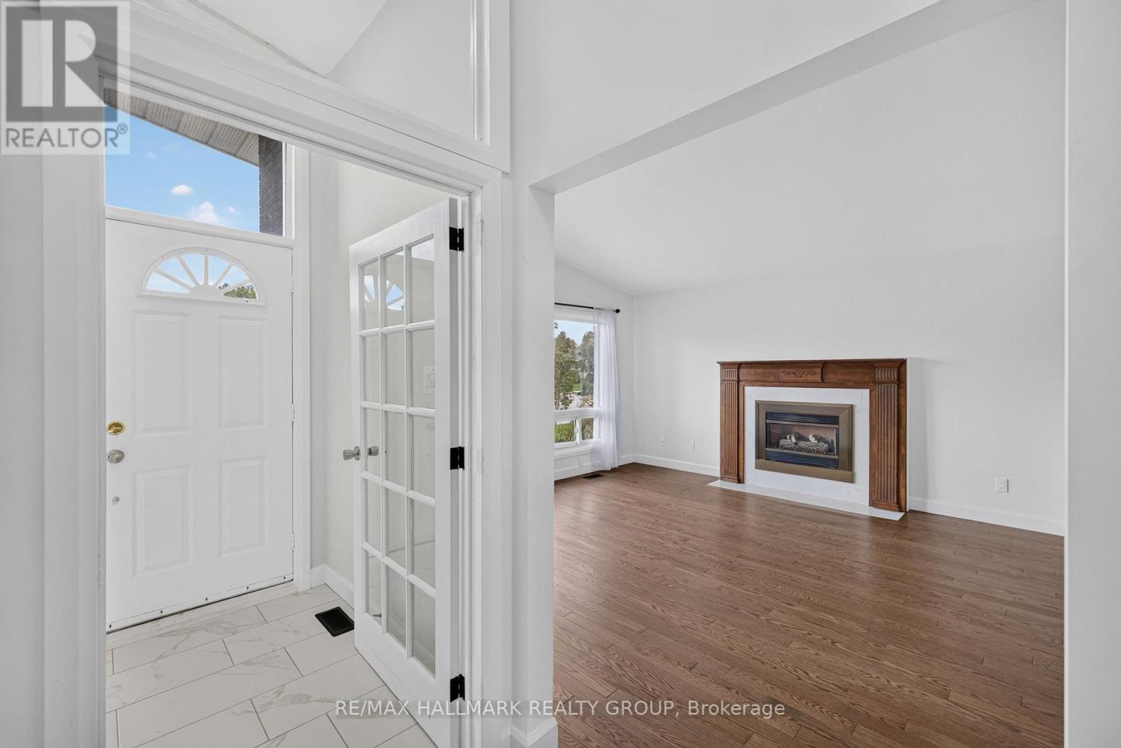 114 MEADOWLANDS DRIVE W - 8