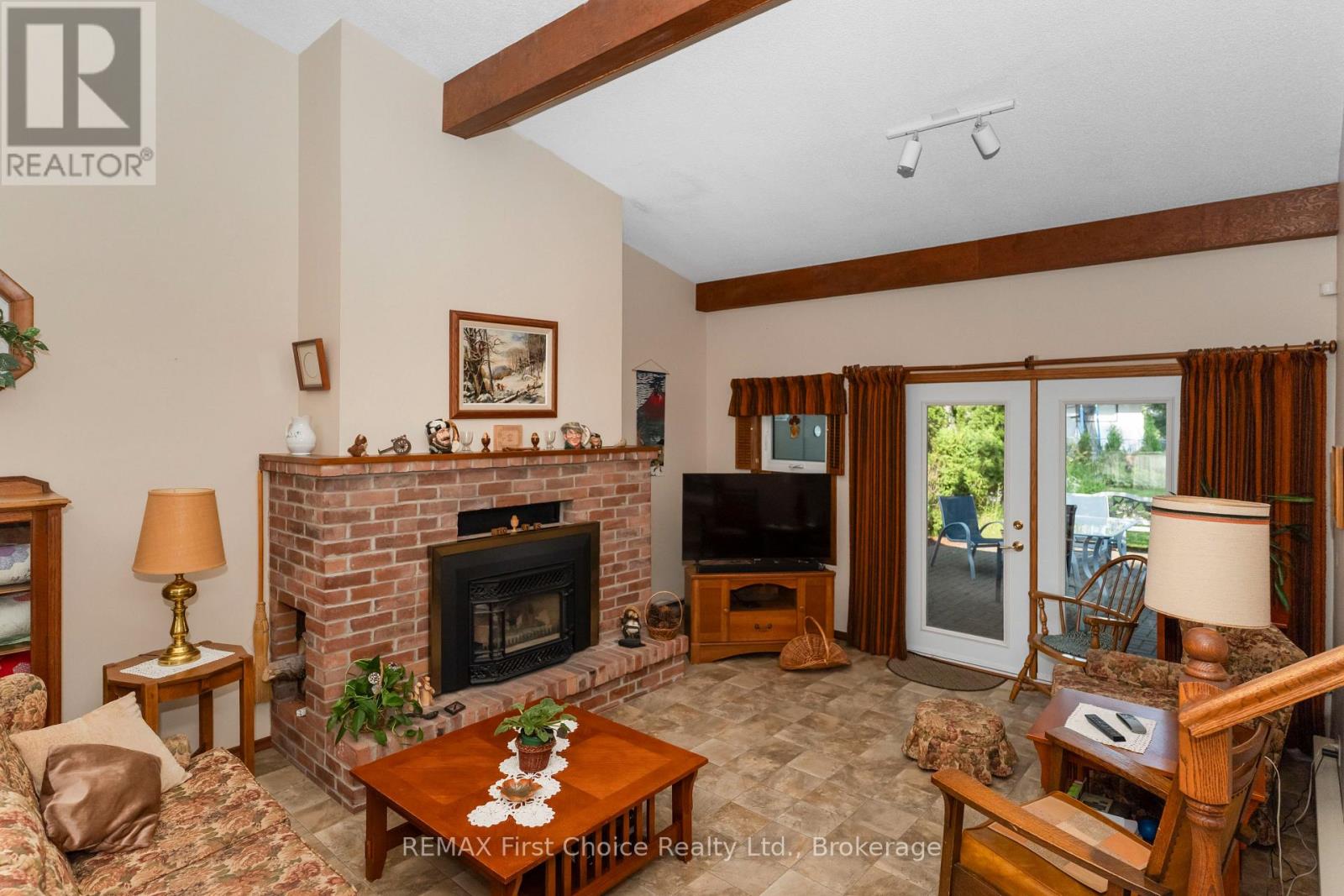 160 WHALEN STREET - 16