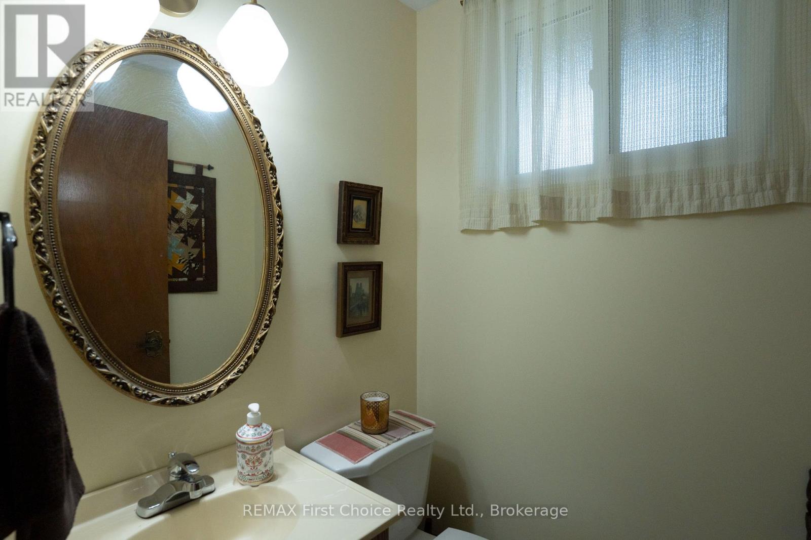 160 WHALEN STREET - 22