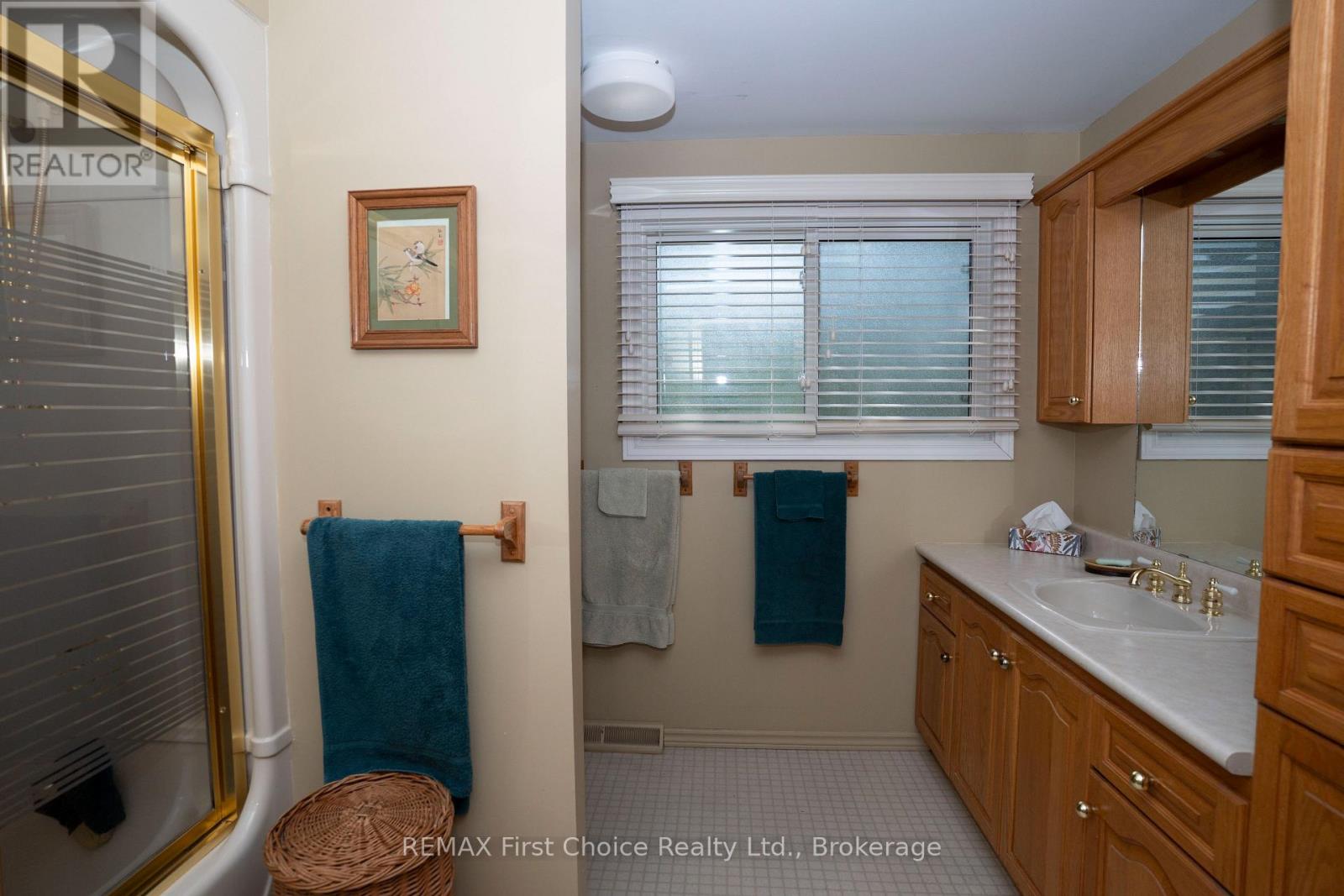 160 WHALEN STREET - 23