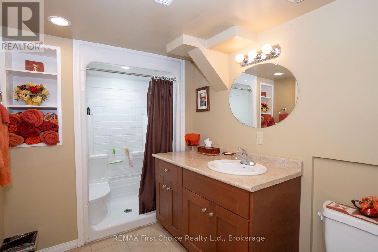 160 WHALEN STREET - Image 38