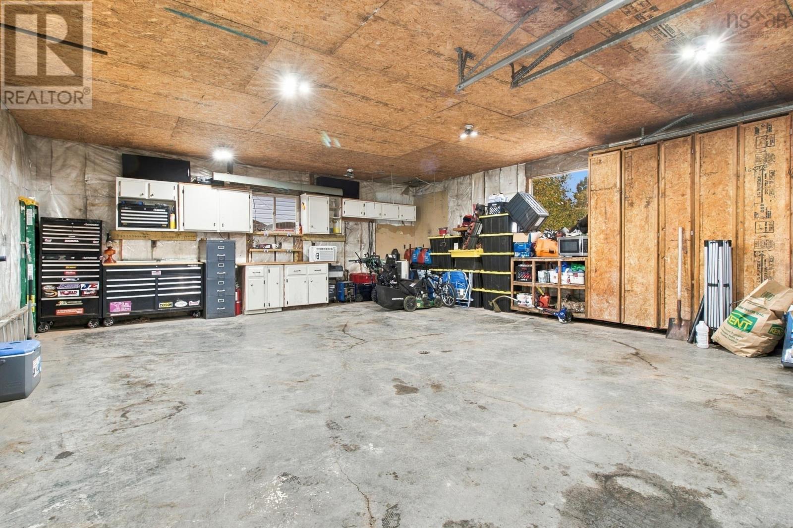 44 St Bernard Street - Image 35