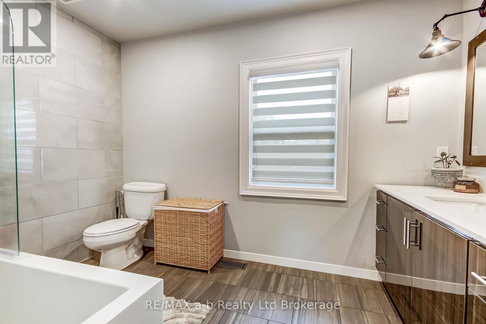 2237 PINEGROVE ROAD - Image 14