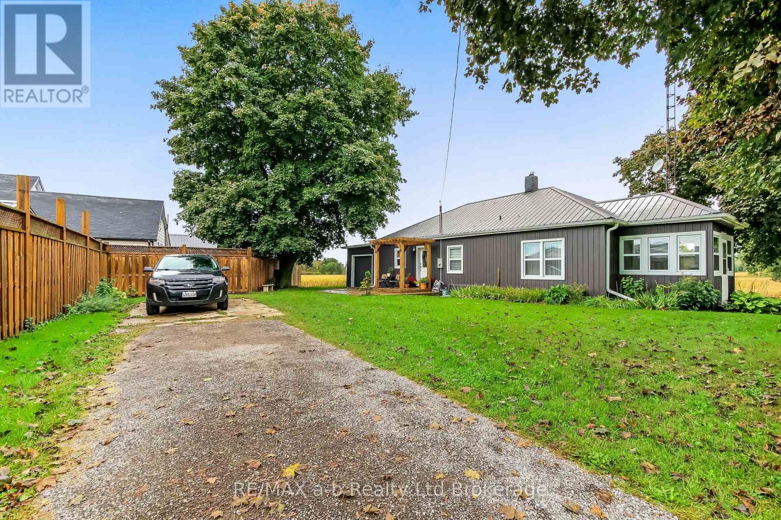 2237 PINEGROVE ROAD - 2