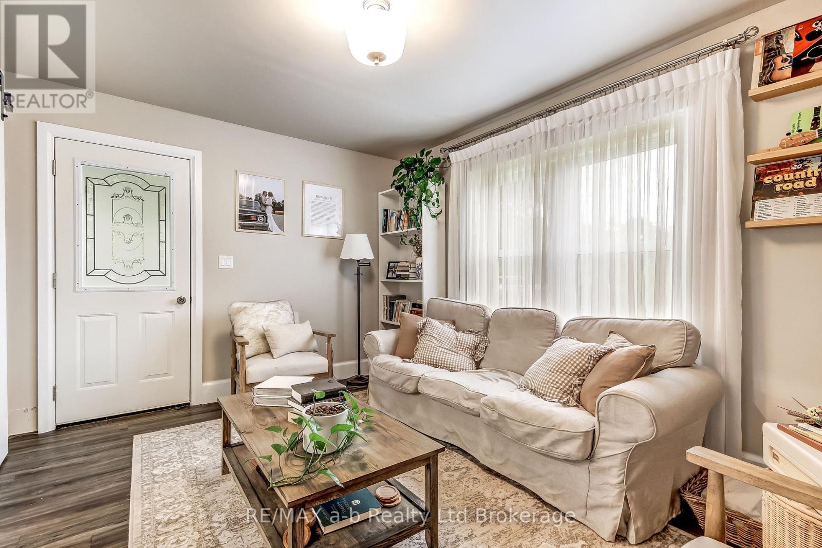 2237 PINEGROVE ROAD - 5