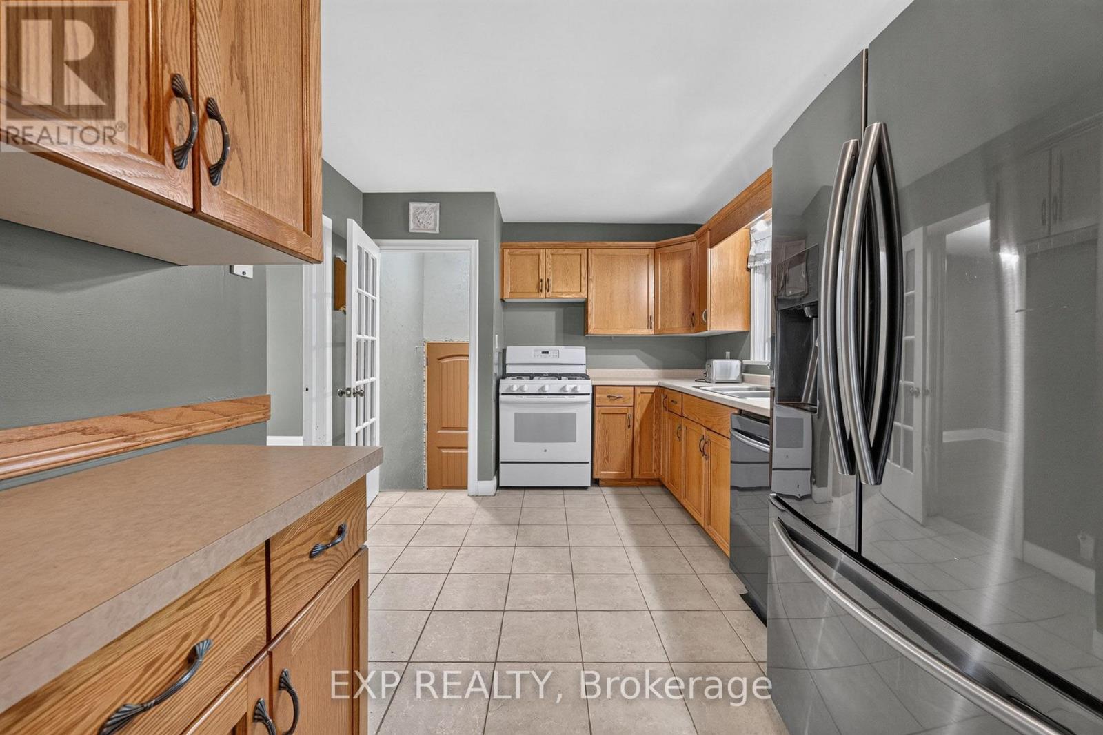 6018 ATLAS STREET - 10