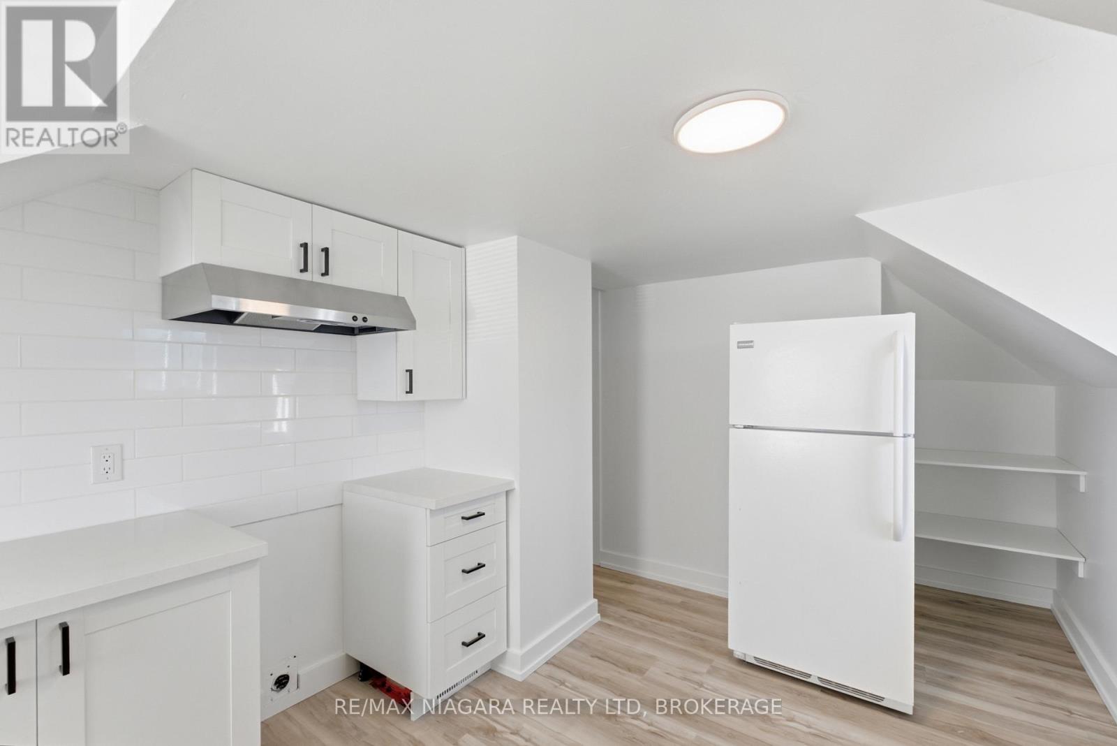 34 Haig Street — photo 22