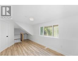 Upper - 34 Haig Street, St  Catharines, ON L2R6K8 Photo 6