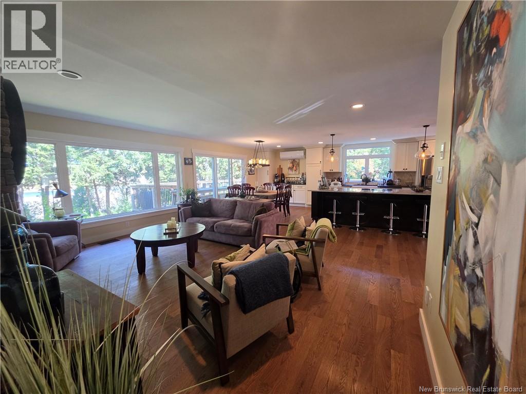 28 River Lane - Image 14