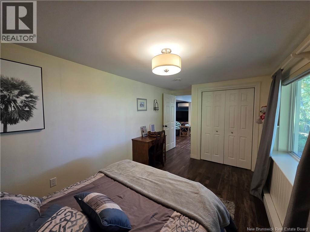 28 River Lane - Image 40