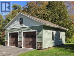 28 River Lane, photo 3