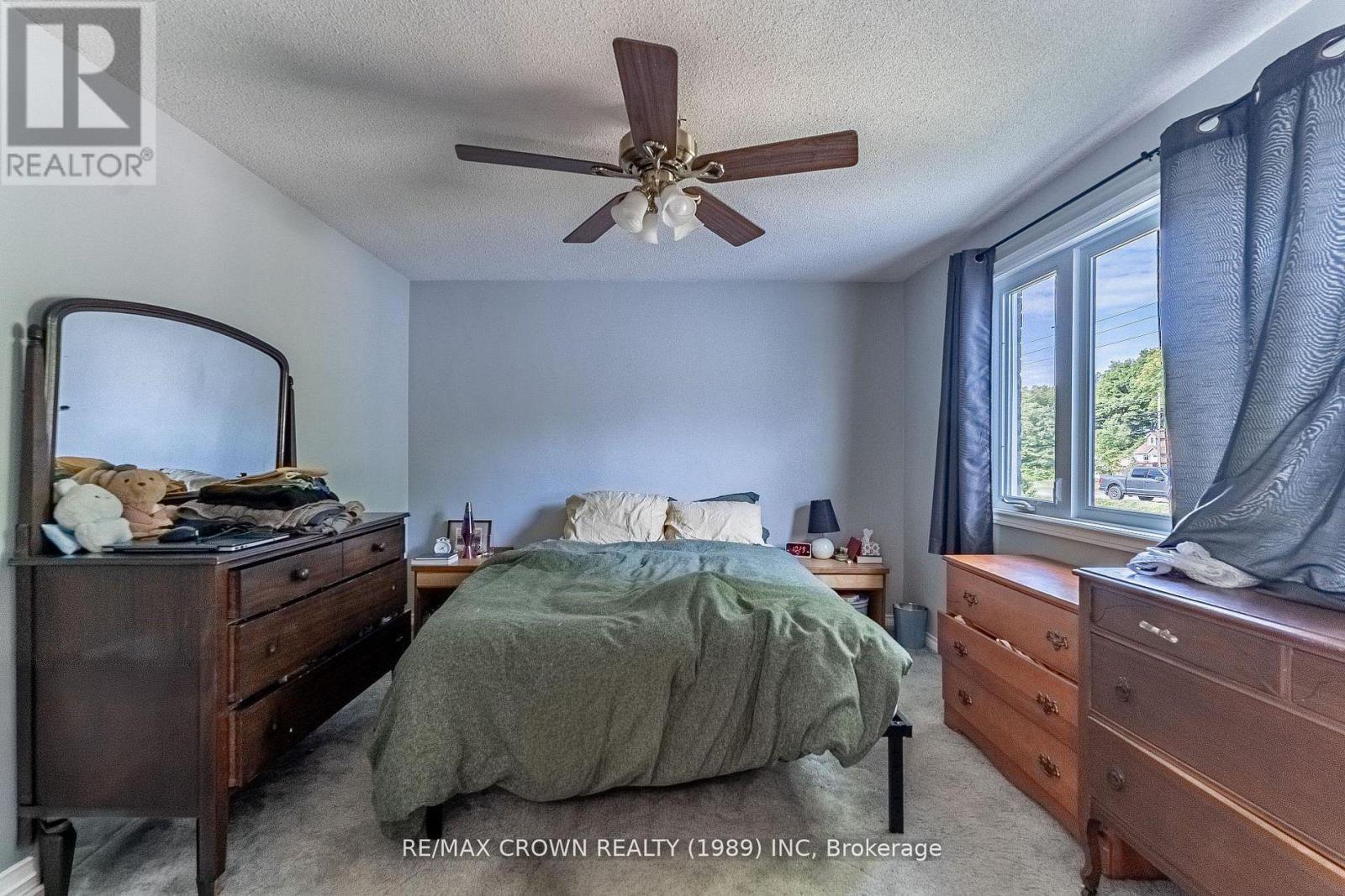 717 AIRPORT ROAD - Image 10