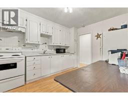 115 Roxborough Avenue, Kitchener, ON N2M1P6 Photo 9