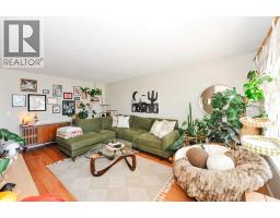 2pc Bathroom - 3611b 66a Street, Camrose, AB T4V3L4 Photo 7