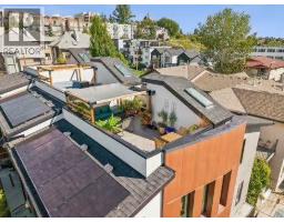 1, 532 4 Avenue NE - photo 3