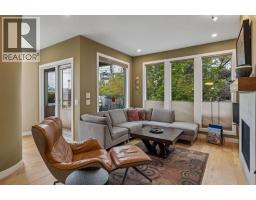 1, 532 4 Avenue NE - photo 6