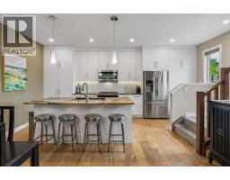 1, 532 4 Avenue NE - photo 9