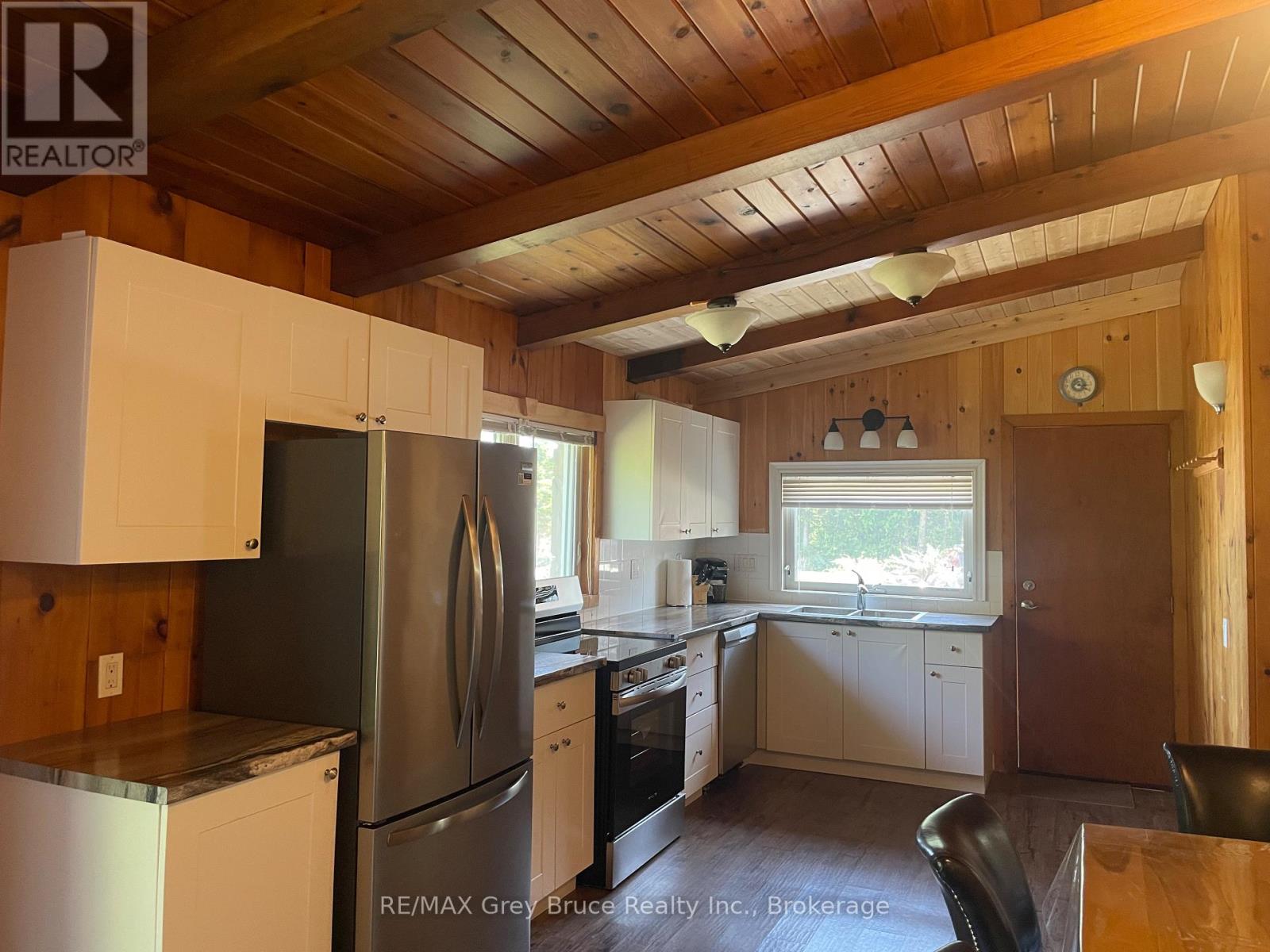 173 ISTHMUS BAY ROAD - 4