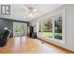 Family room - 152043 12th Line, East Garafraxa, ON L9W7B2 Photo 8