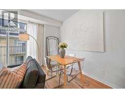 555 - 36 Stadium Road, Toronto, ON M5V3P4 Photo 7