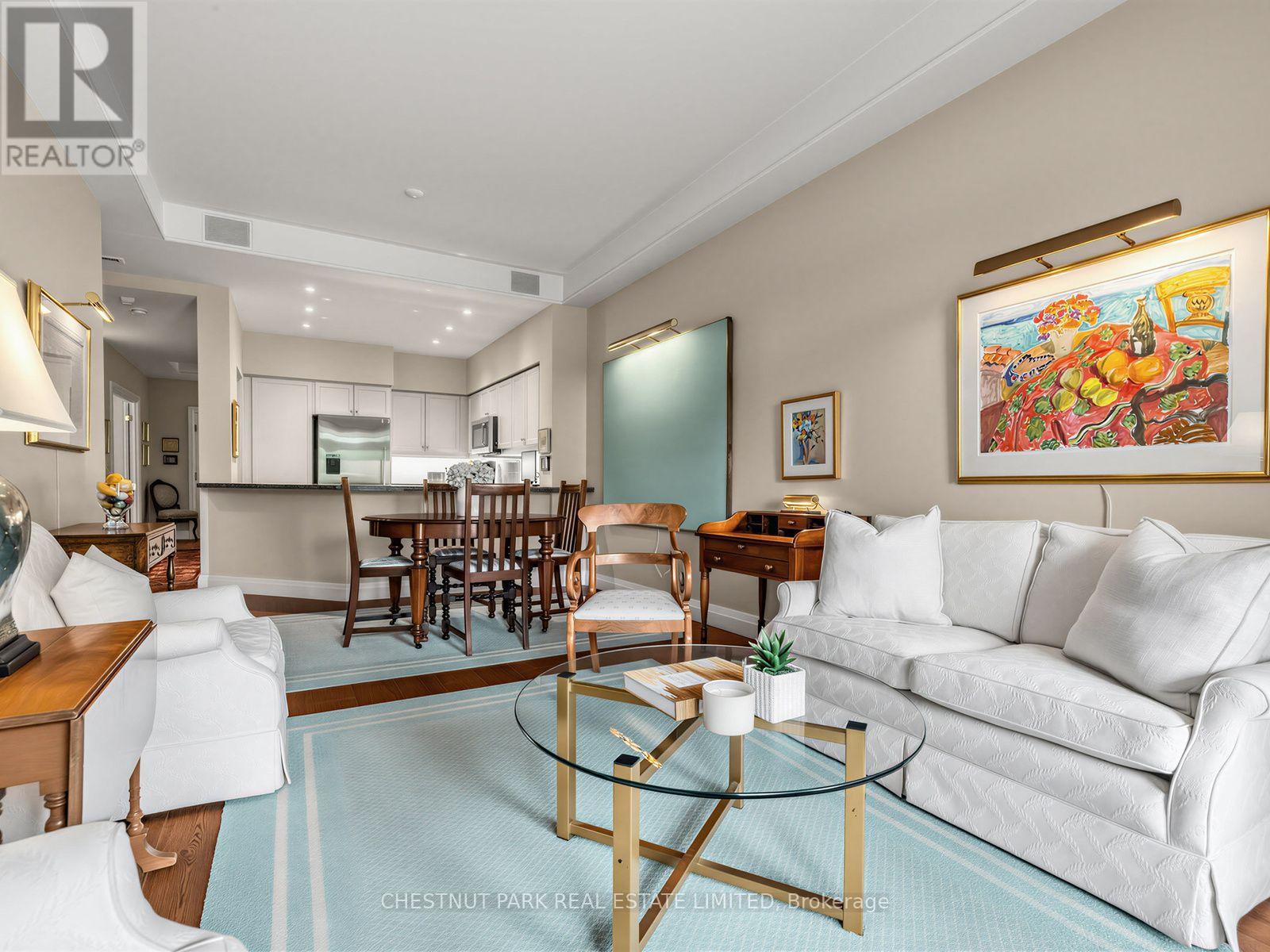 104- 21 Shaftesbury Avenue, Toronto, ON photo 9
