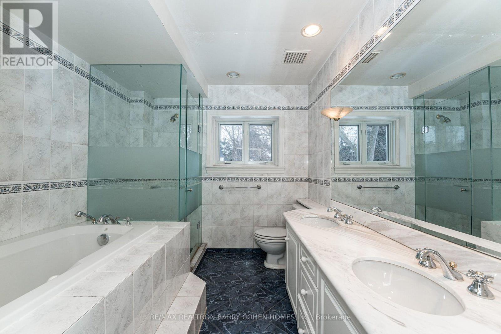 28 Dunvegan Road, Toronto, ON photo 28
