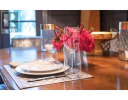 145 Chiltern Hill Road, Toronto, ON M6C3C3 Photo 16