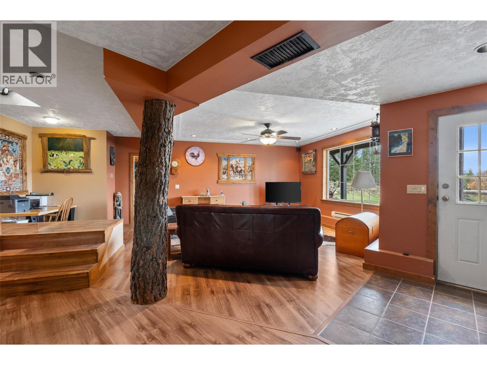 11460 Hwy 97C Highway - 38