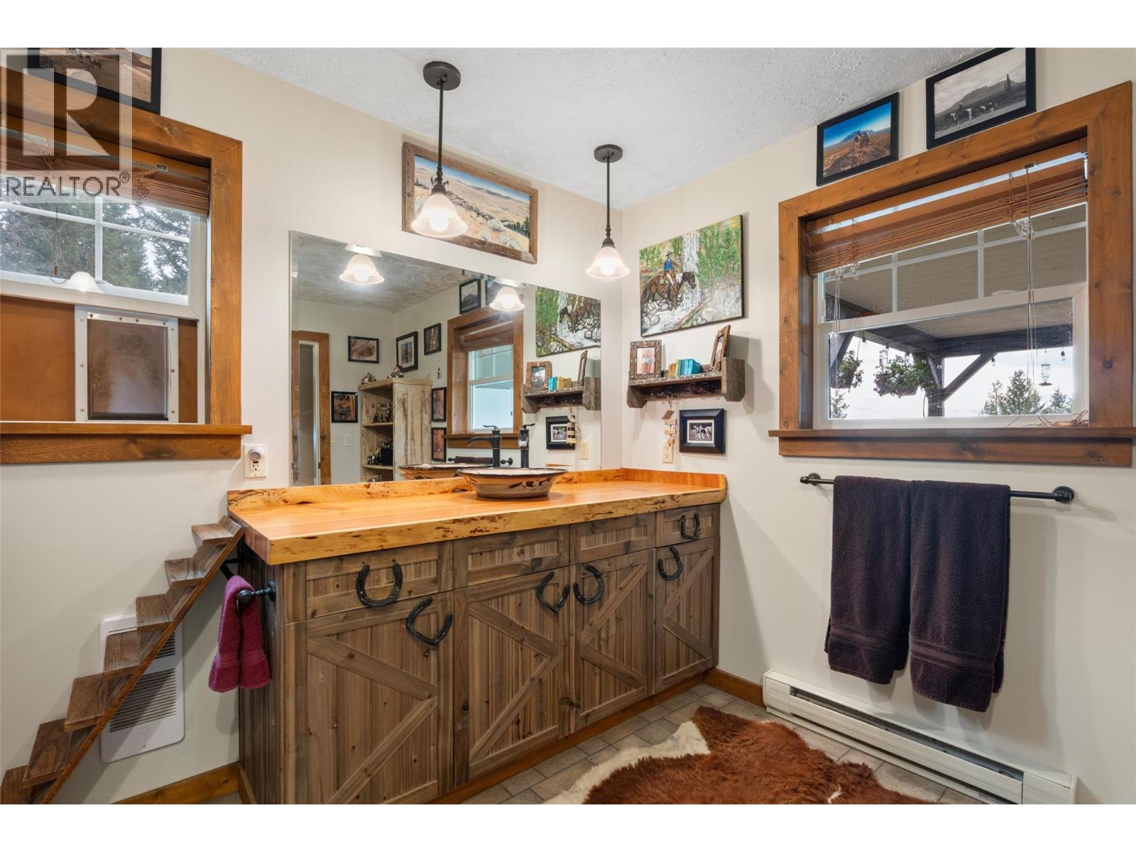 11460 Hwy 97C Highway - 77