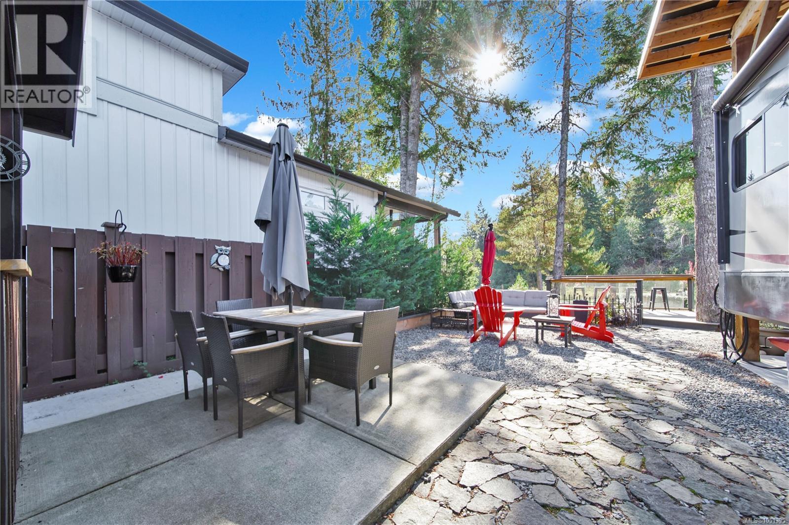 #25 10750 Central Lake Rd - 13